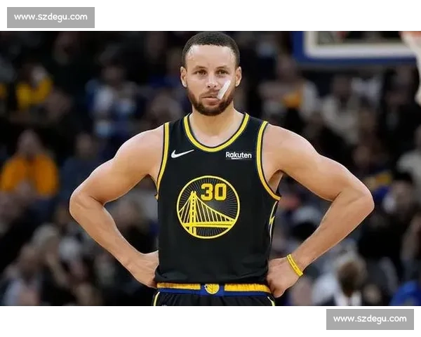 美媒权威分档现役控卫：库里屈居二档，一档双星引热议